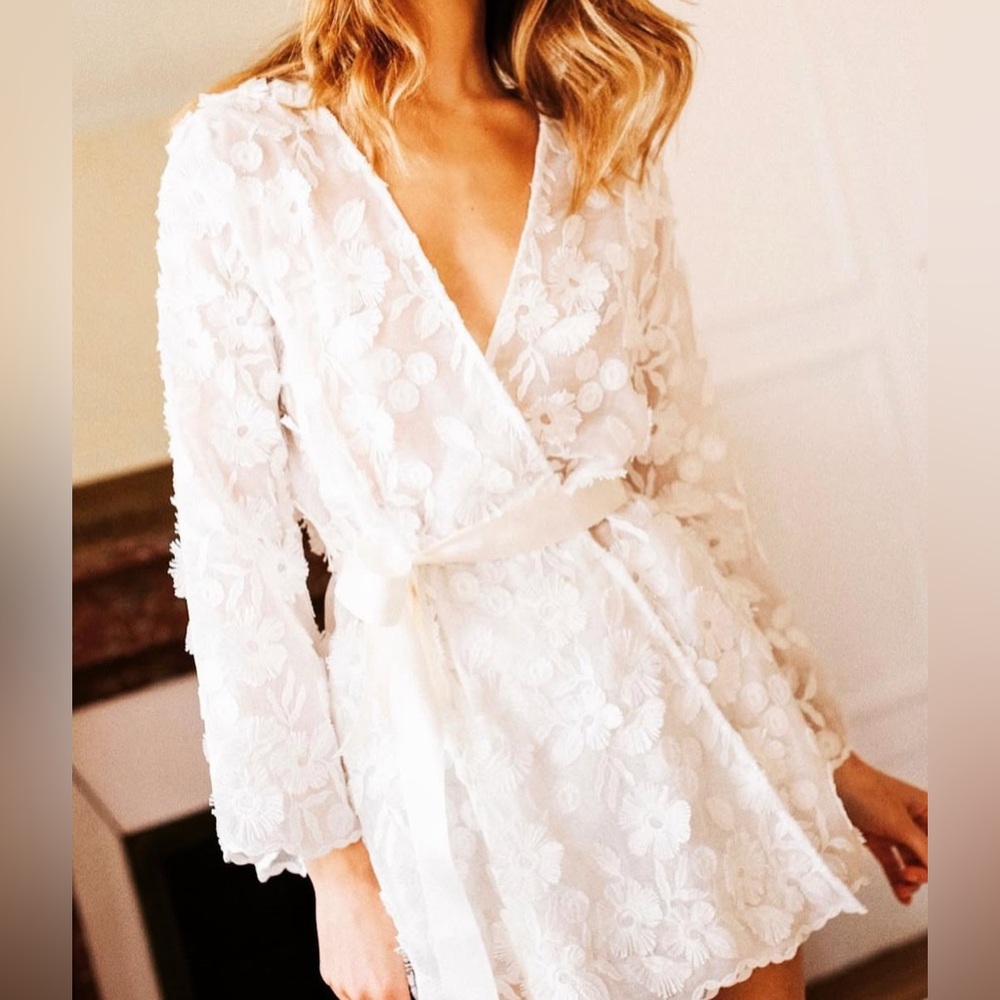 Cadolle Linen Embroidered Robe- White